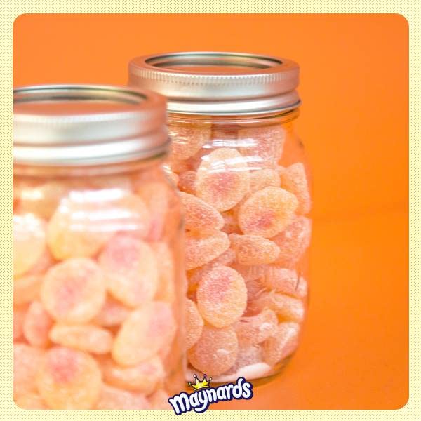 Maynards Fuzzy Peach 185g (6.5oz)