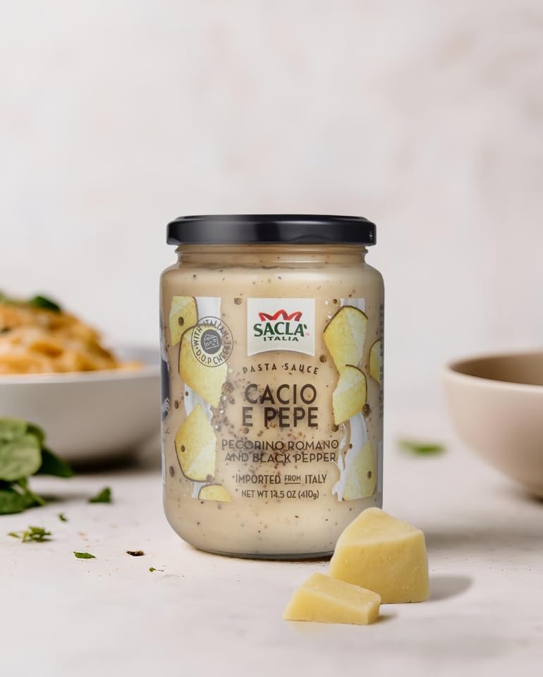 SACLA Cacio e Pepe Pasta Sauce | Authentic Italian Pecorino Romano Cheese & Black Pepper Pasta Sauce | 14.5 oz Jar | Made in Italy | Non-GMO | Creamy