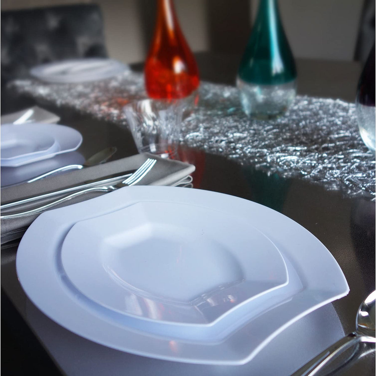 Party Essentials Party Supplies Fancy Plastic Dinnerware For Wedding/Birthday/All Occasions, 6" x 5", Dessert/Appetizer Plates, 20-Count, Black Oval