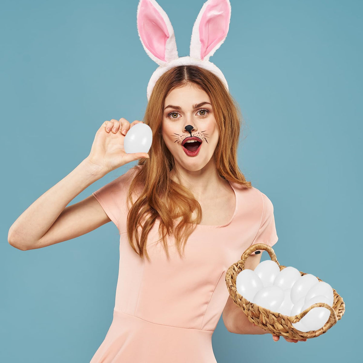 Chochkees White Fillable Easter Eggs 500-Pack, Bright Plastic Easter Eggs with Hinge, Perfect For Easter Egg Hunt, Surprise Egg, 2.25" Fillable Eggs