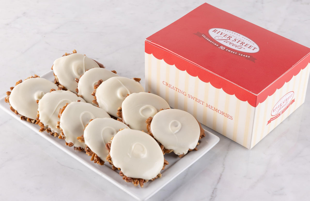 White Chocolate Bear Claws Classic Box 10 Piece | River Street Sweets