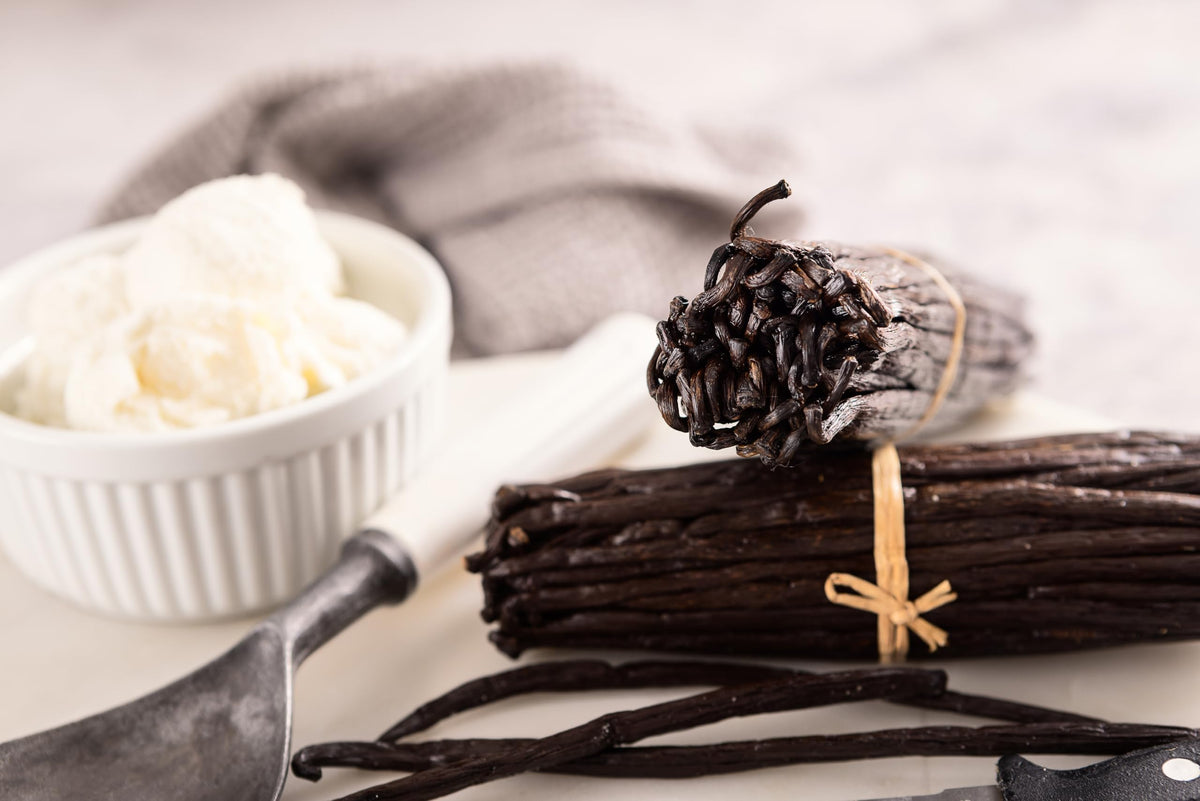 1 LB Comoros Vanilla Beans Whole Grade A Vanilla Pods for Homemade Vanilla Extract, Baking, Ice Cream, Flavoring, & Vanilla Powder