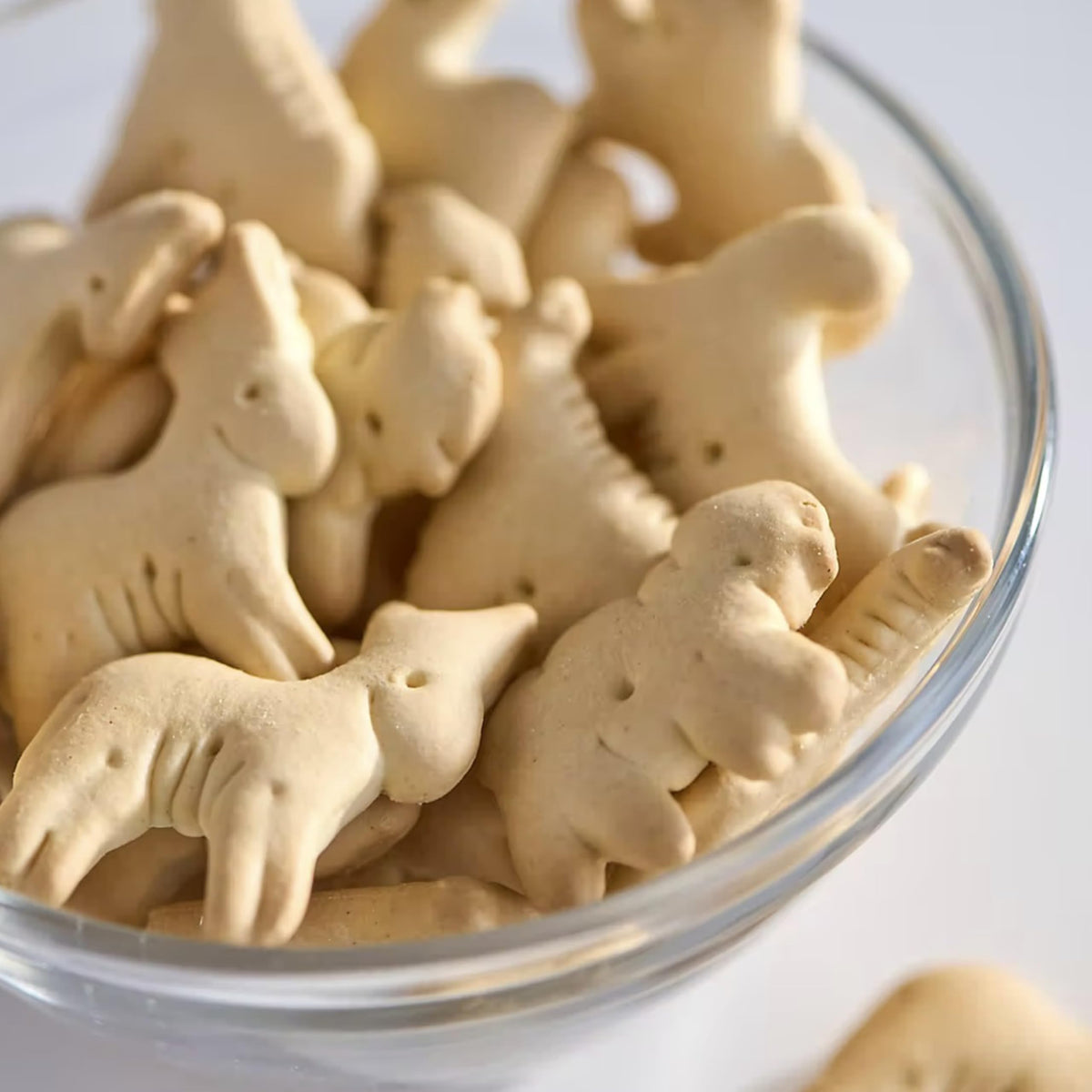 Wellsley Farms Animal Crackers 62oz. Resealable Tub.