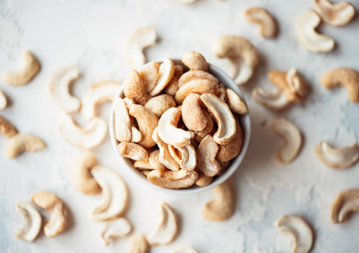 Food to Live Cashew Pieces, 7 Pounds - Kosher, Raw, Vegan, Paleo Friendly, Unsalted, Unroasted, Bulk, Rich in Selenium, Zinc, Magnesium, Proteins