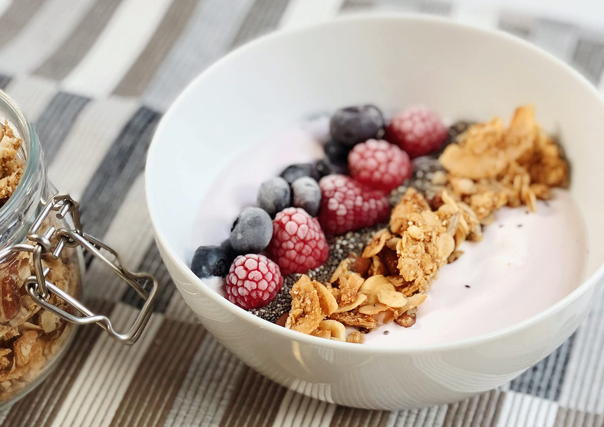 Food to Live Organic Golden Crunchy Granola, 6 Pounds - Small Batch, Handcrafted, Bulk, Great as Snack & for Breakfast Cereals, Contains Hazelnuts