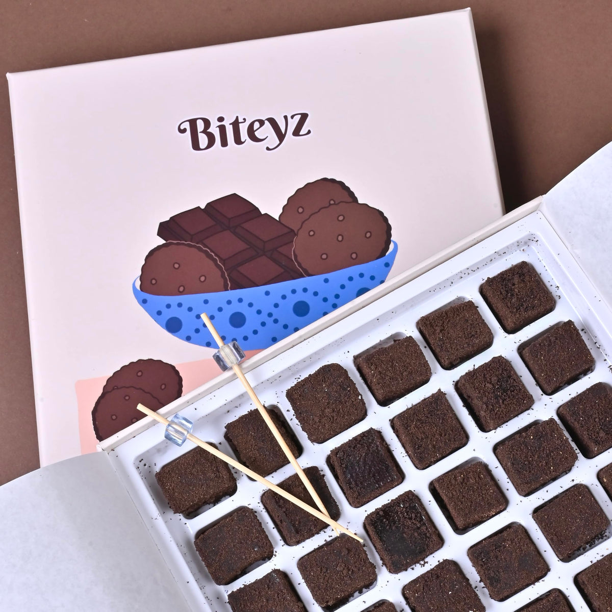 Biteyz Brownie Turkish Delight, Candy Gift Box - Gourmet Treats, Chocolate Flavored Turkish Delight Coated with Chocolate Cookie Crumbs, 36 Pieces