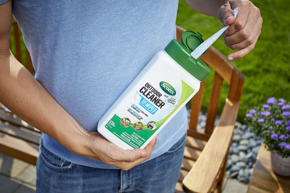 Scotts Outdoor Cleaner Plus OxiClean Heavy Duty Wipes