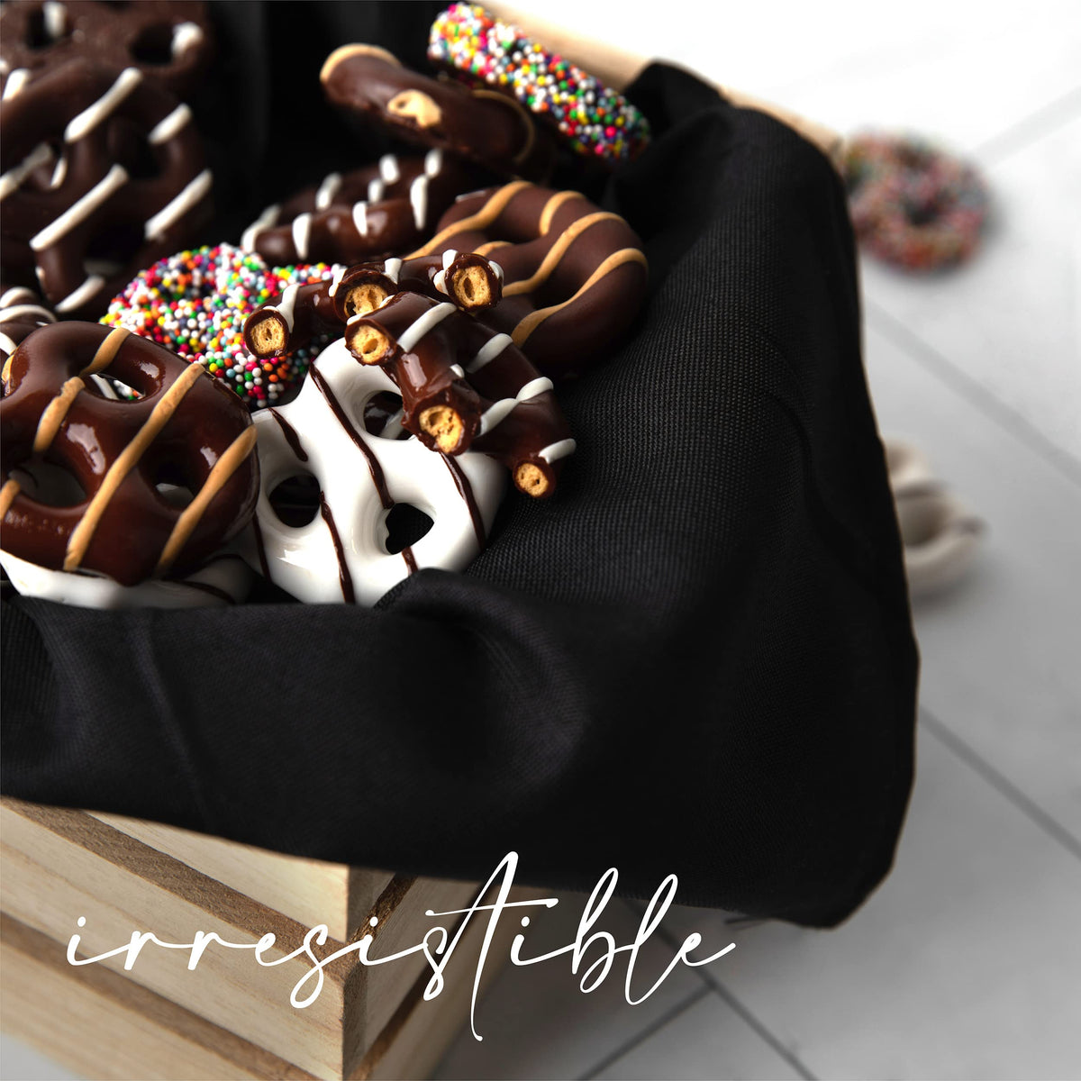 Gluten Free Palace Chocolate Covered Pretzels Gift Box - Gourmet Gluten Free Father's Day Chocolate Pretzels Gift Basket - Sweet & Salty Crunchy Treat