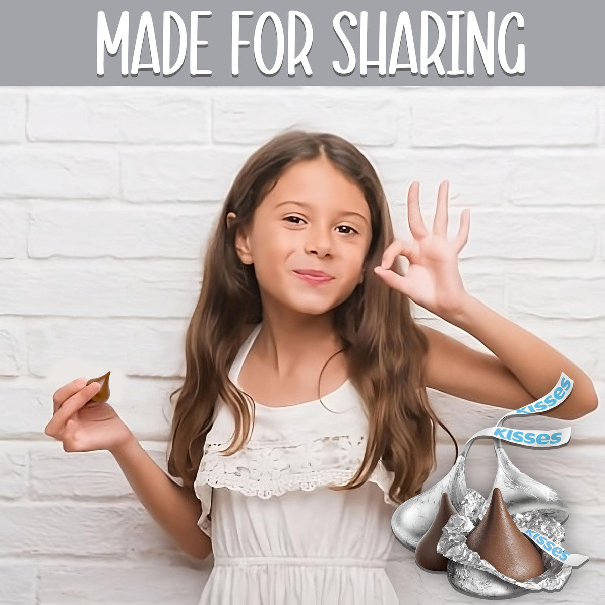 Hershey Silver Kisses Milk Chocolate Candy Bulk, 2 Lbs Silver Foil Wrapped Kisses, Individually Wrapped Party Candies, Pinata, Candy Bowls, Candy Jars