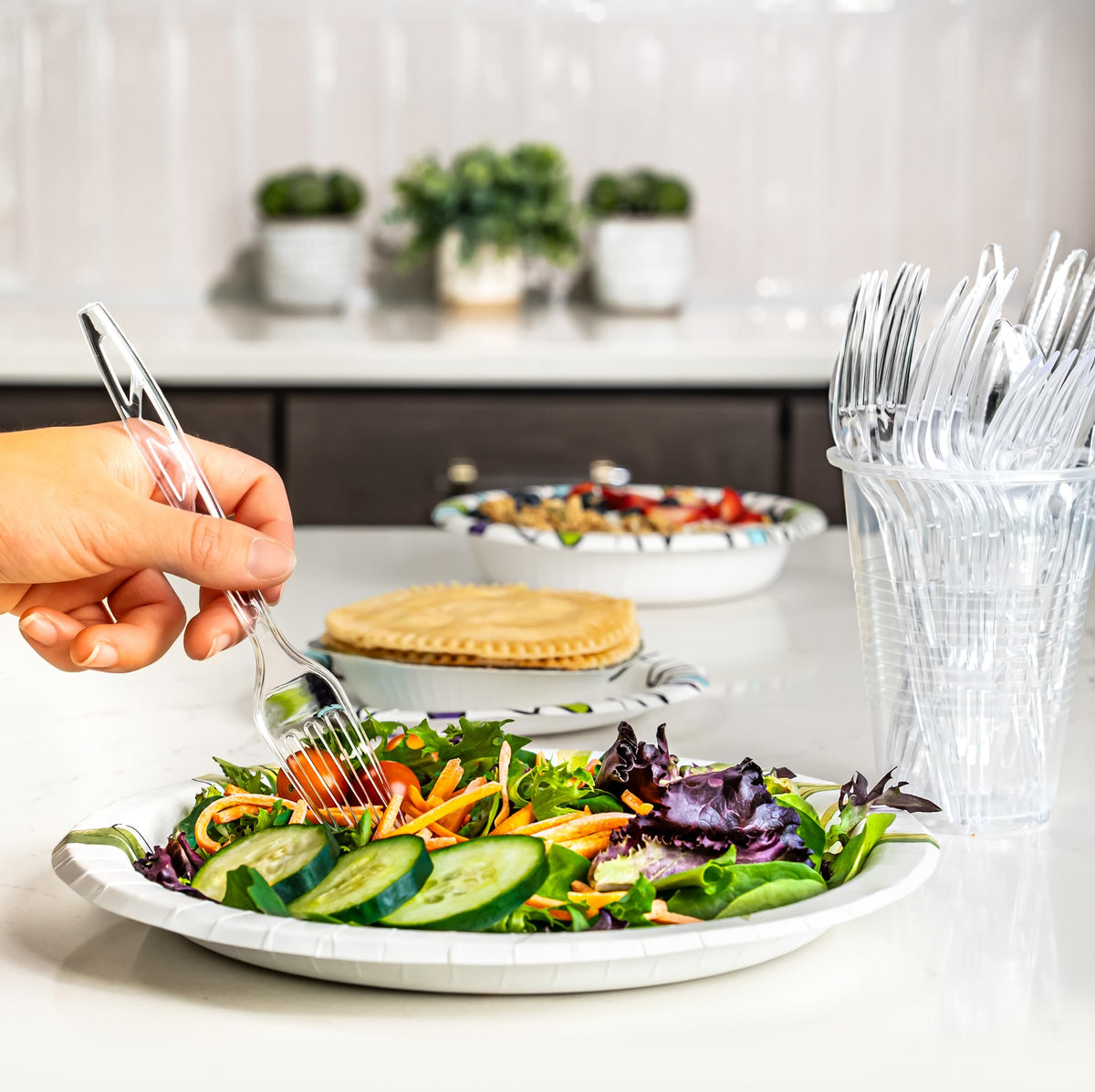 Amazon Basics Disposable Clear Plastic Forks, Premium Quality, BPA Free, for Everyday Use, 48 Count