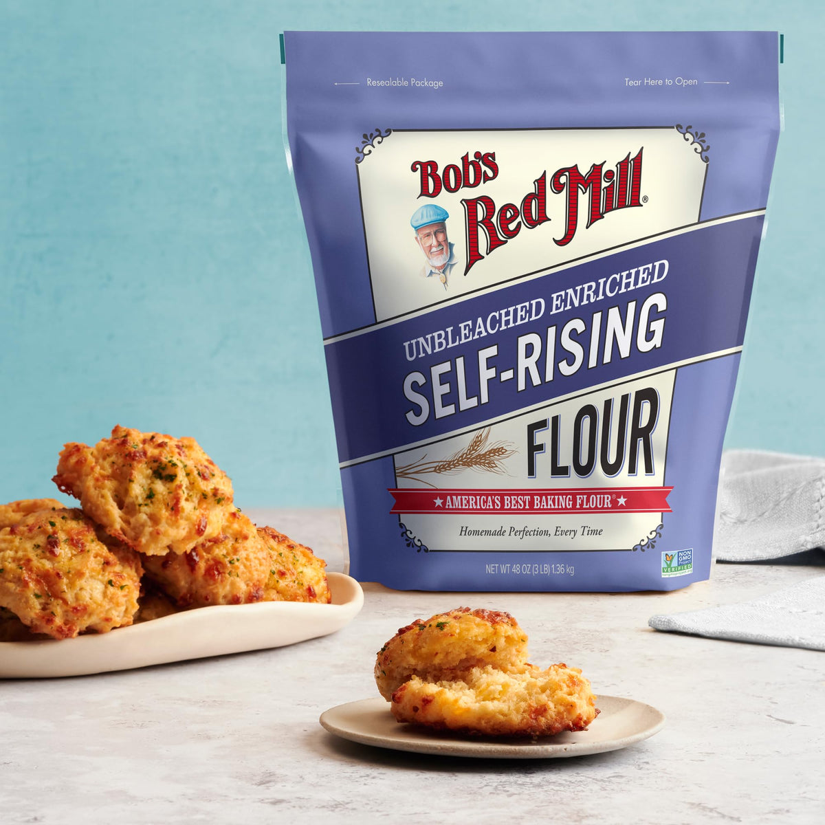 Bob’s Red Mill Self-Rising Flour - 3 lb Bag, Ideal for Biscuits, Pancakes, Quick Breads, Non-GMO, Kosher