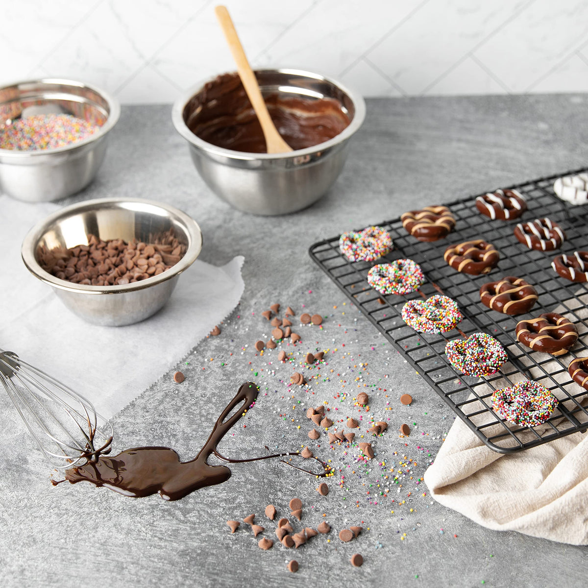 Gluten Free Palace Chocolate Covered Pretzels Gift Box - Gourmet Gluten Free Father's Day Chocolate Pretzels Gift Basket - Sweet & Salty Crunchy Treat
