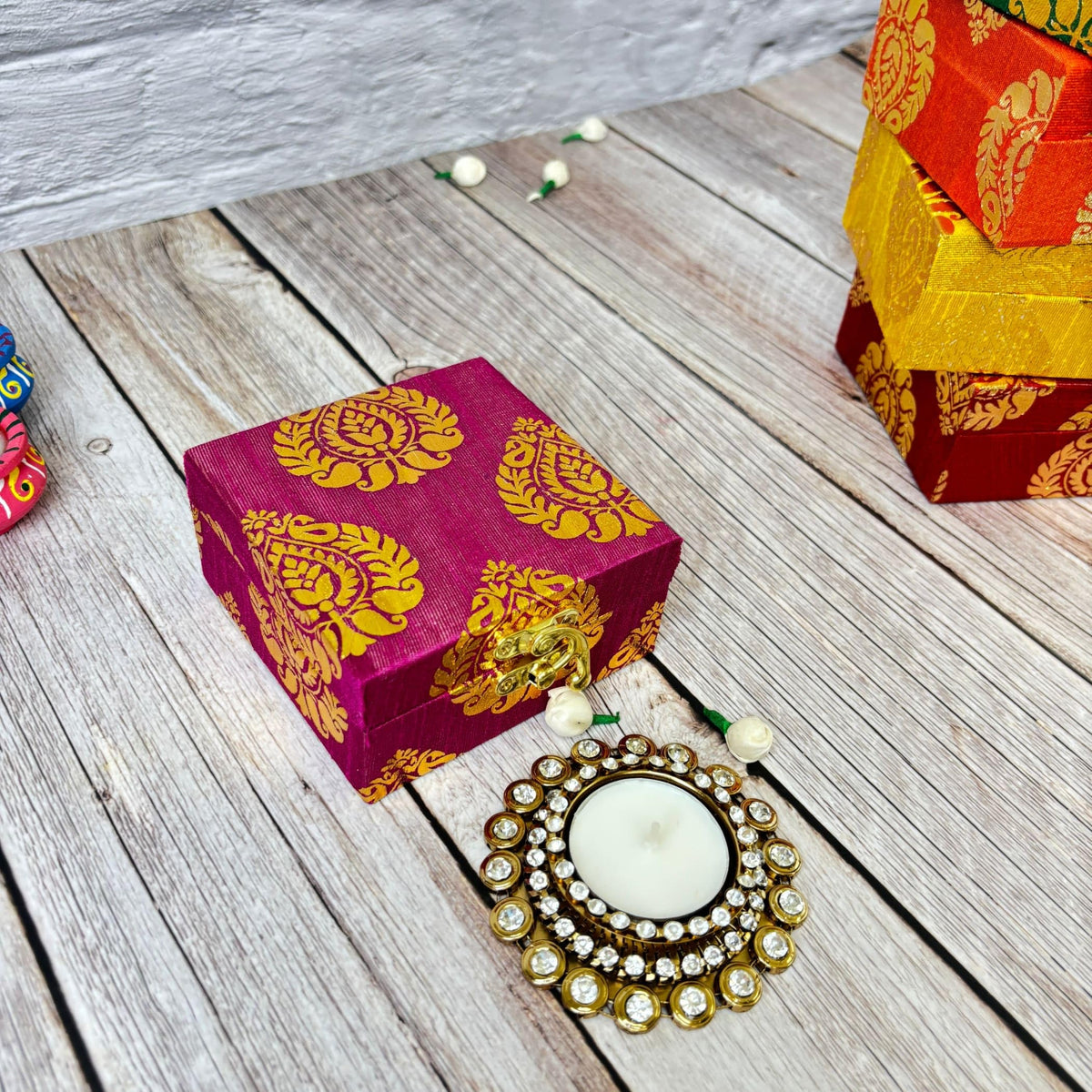 LoveNspire Premium Diwali Gift Hamper with Candle Holder, Lakshmi Feet, Chocolates - Navratri Corporate Gifts Candle Holder Laxmi Feet Chocolates/Pack